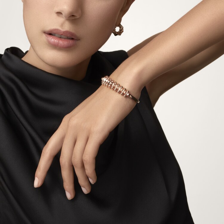 Cartier clash bracelet price Clearance