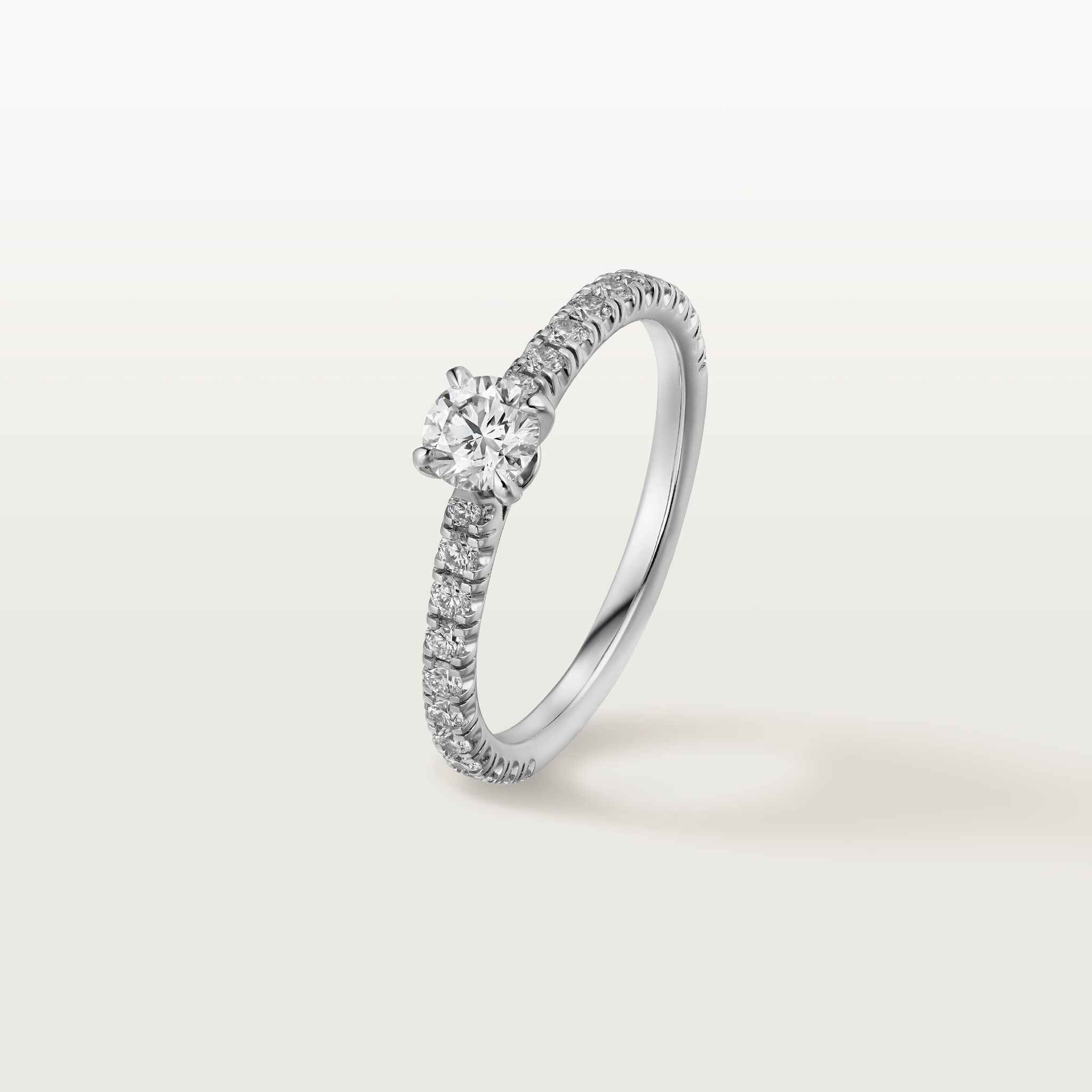 1895 solitaire, brilliant-cut diamond, paved 