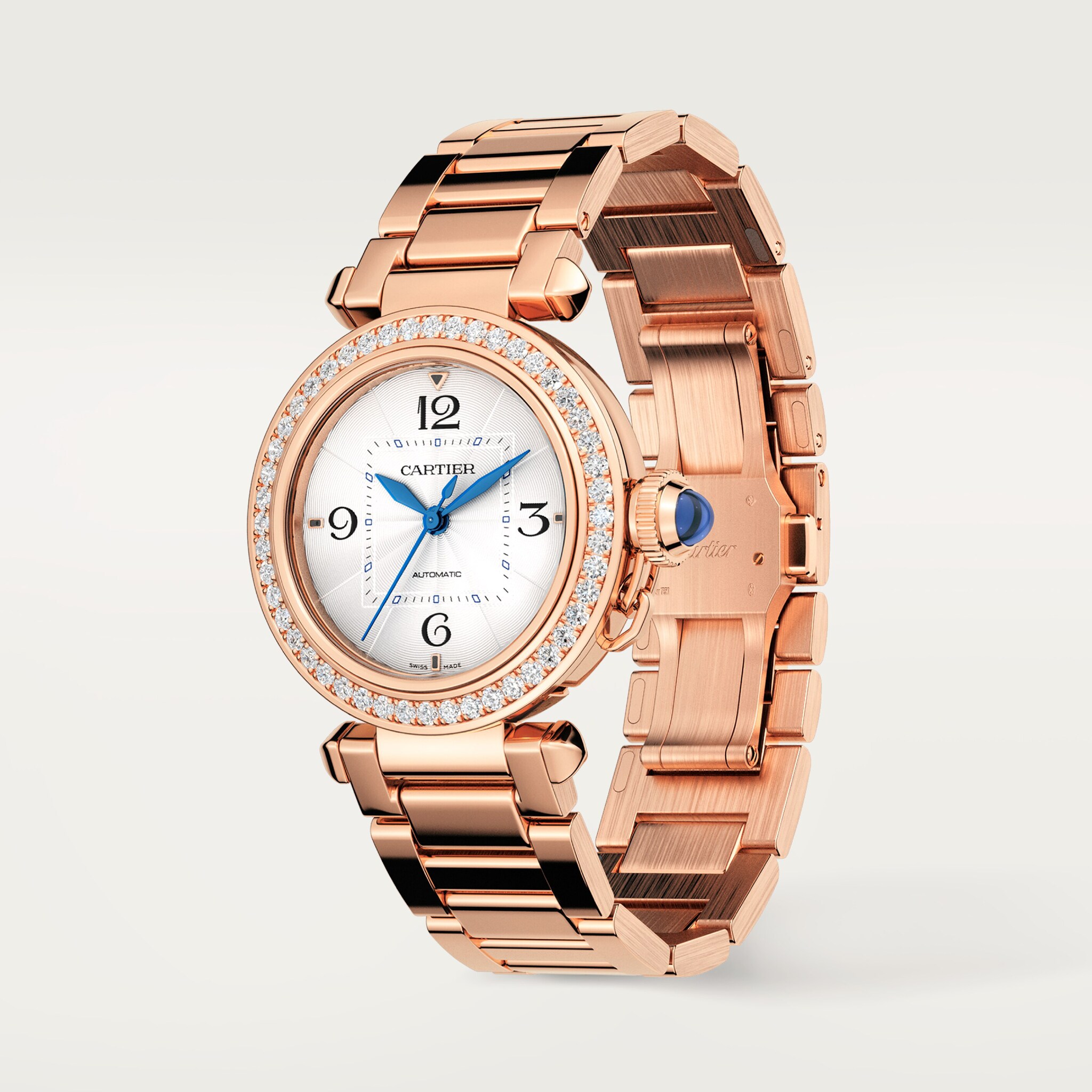 ساعة من مجموعة "باشا دو كارتييه"