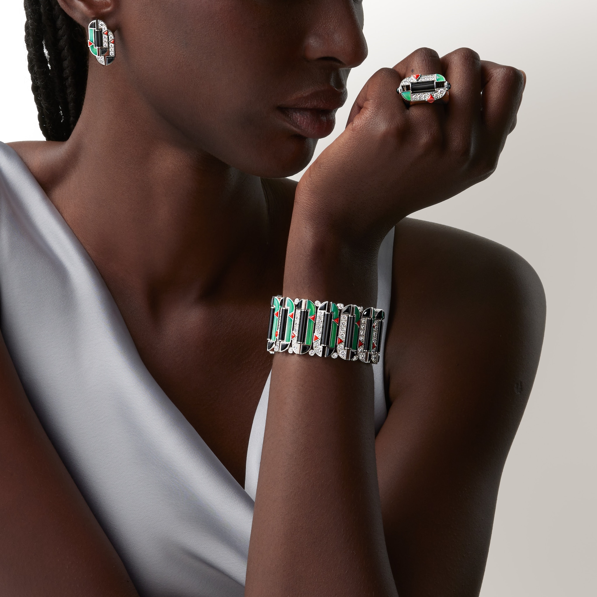 1 صورة ،سوار "جيومتري إي كونتراست"، يشب أخضر، مرصوف