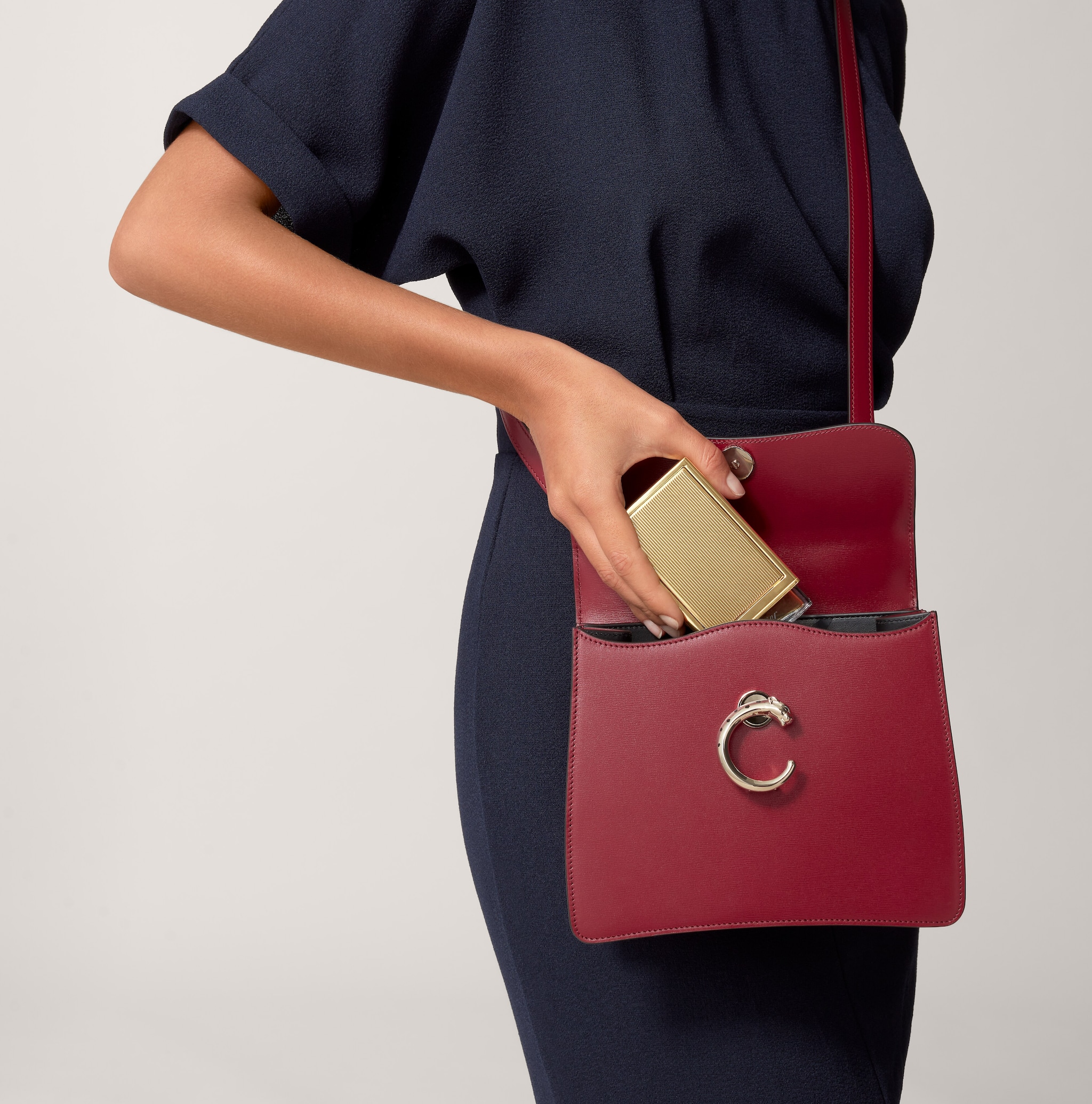 레 네쎄세르 아 퍼퓸 까르띠에 - 골드 케이스