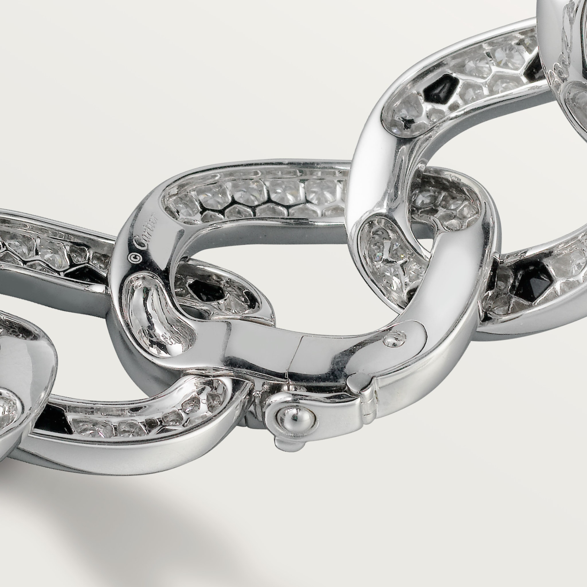 سوار "پانتير دو كارتييه"، مرصوف 