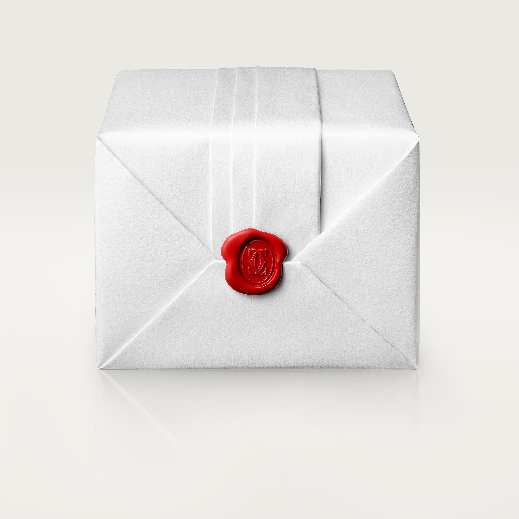 7 صورة ،أقراط مسمار "پانتير دو كارتييه"