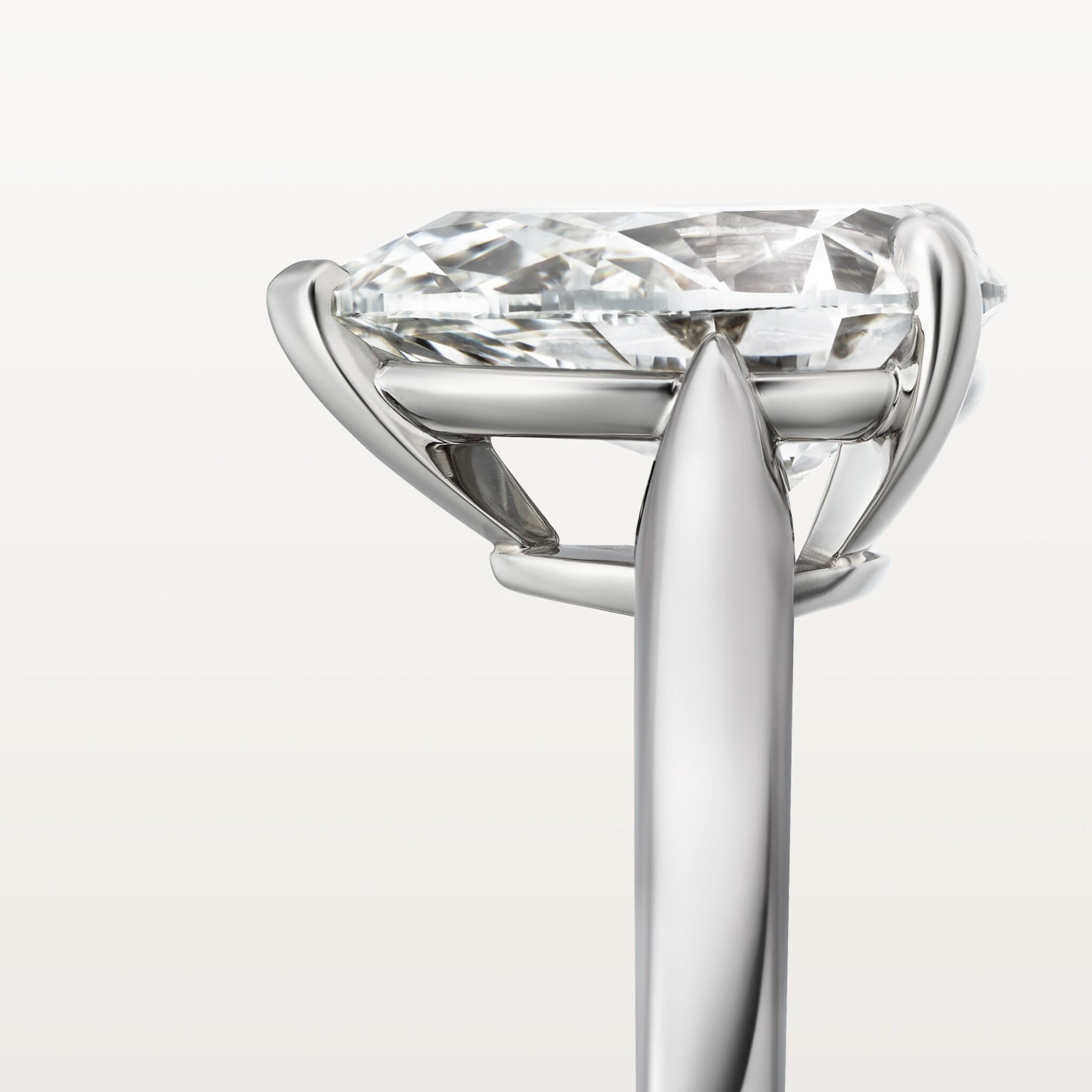 4 صورة ،خاتم سوليتير "1895"، ماسة بشكل الكمثرى