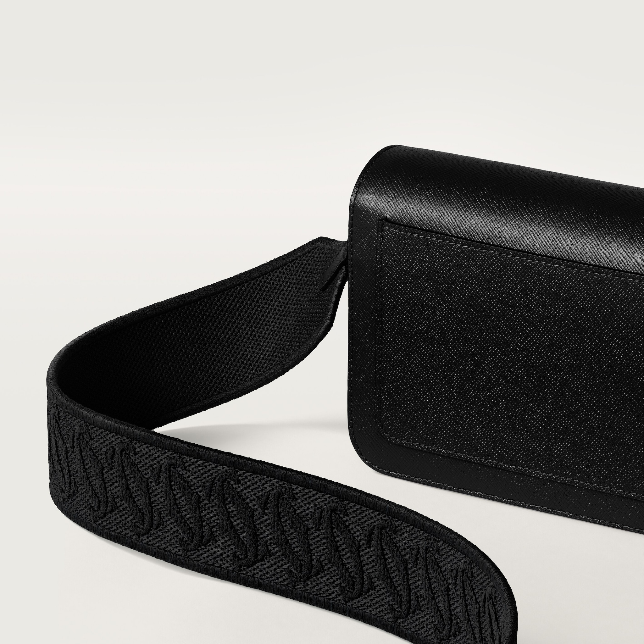 Sac east-west, C de Cartier, image 5