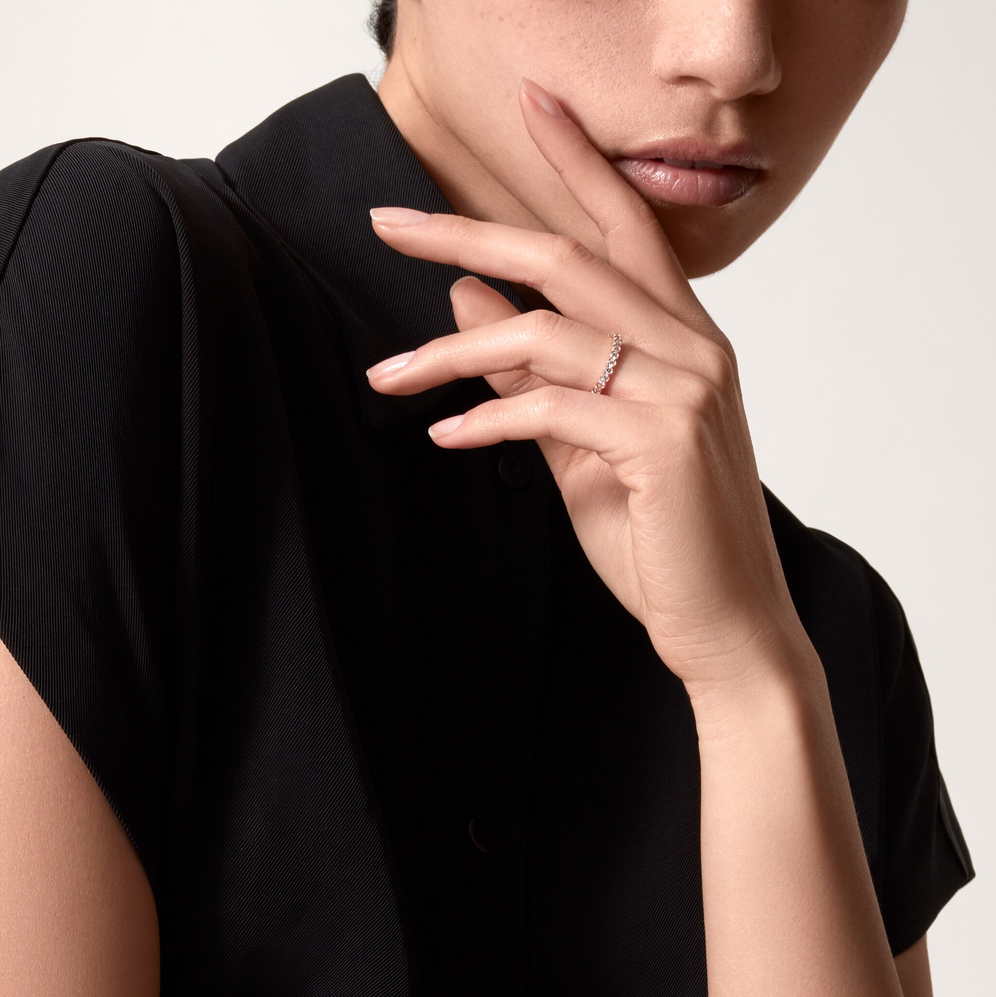 Broderie de Cartier wedding band, diamonds