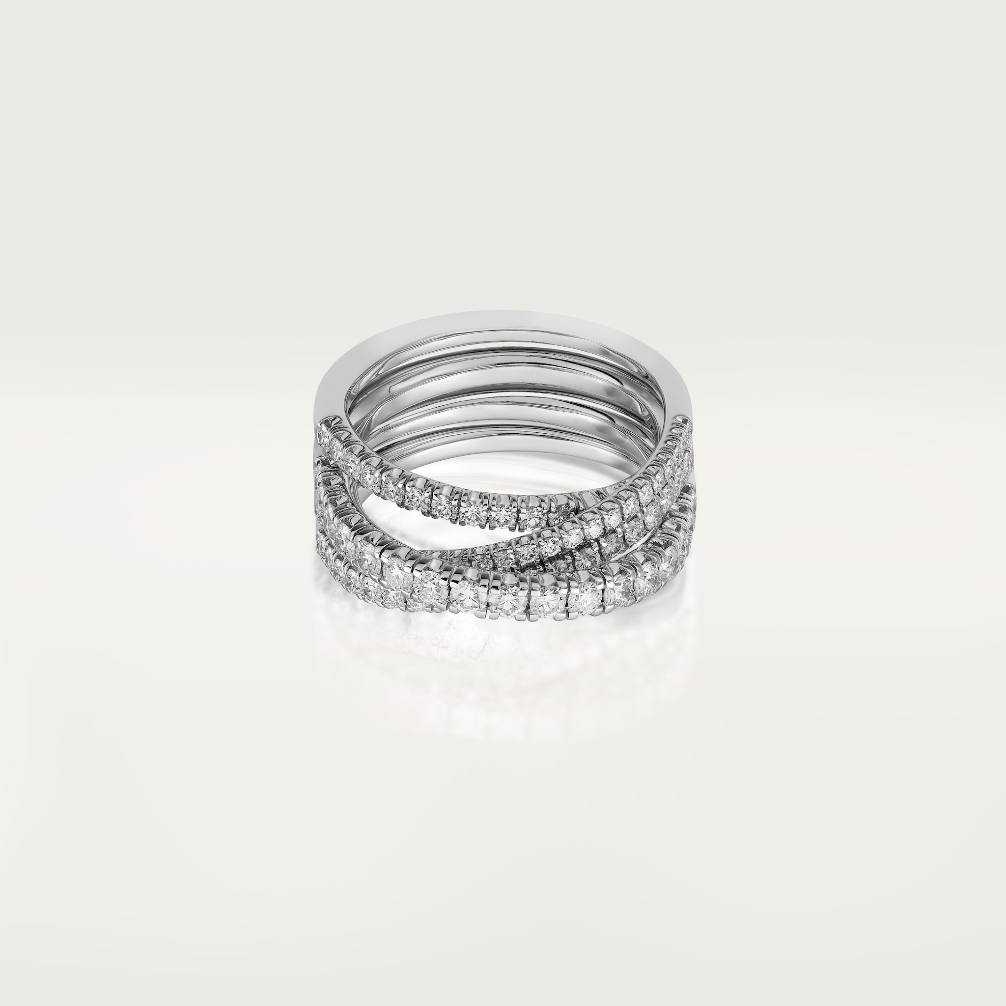 Etincelle de Cartier y&uuml;z&uuml;k, yarı pave