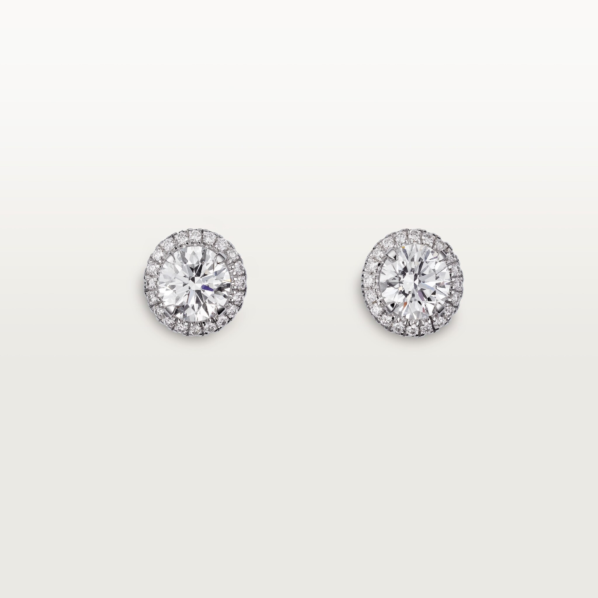 Cartier Destin&eacute;e stud earrings, 2 brilliant-cut diamonds, paved