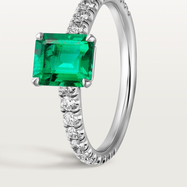 CRN4762800 Solitaire 1895 Platinum emerald diamonds Cartier