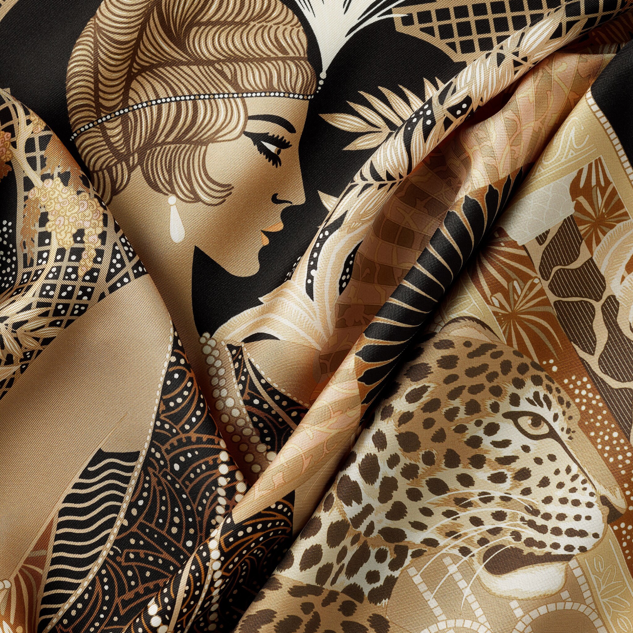 Cartier Panther Scarf カルティエ　スカーフ 90 scarf, Panthère reissue - Caramel silk twill - CROS000246