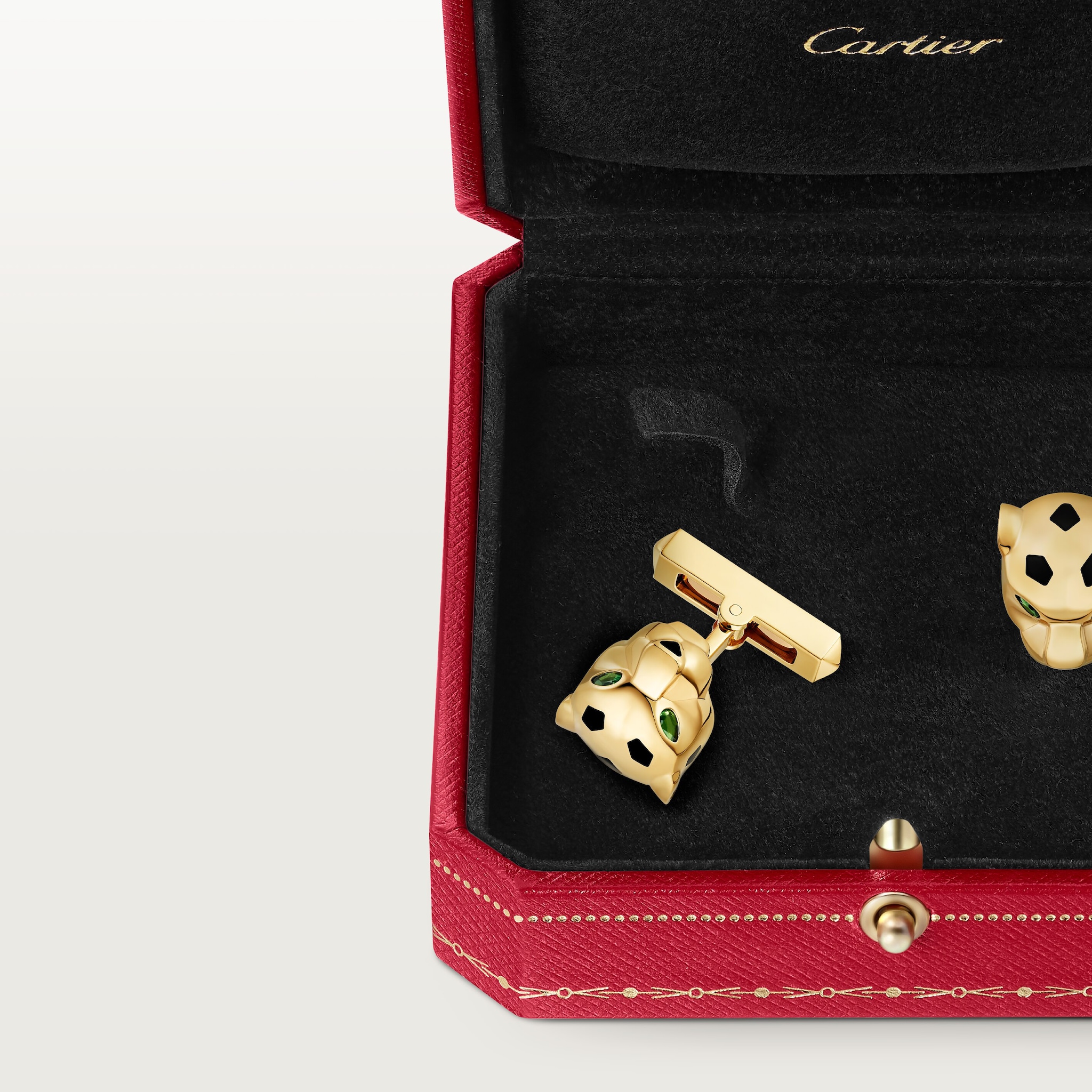 Panth&egrave;re de Cartier cufflinks, image 5
