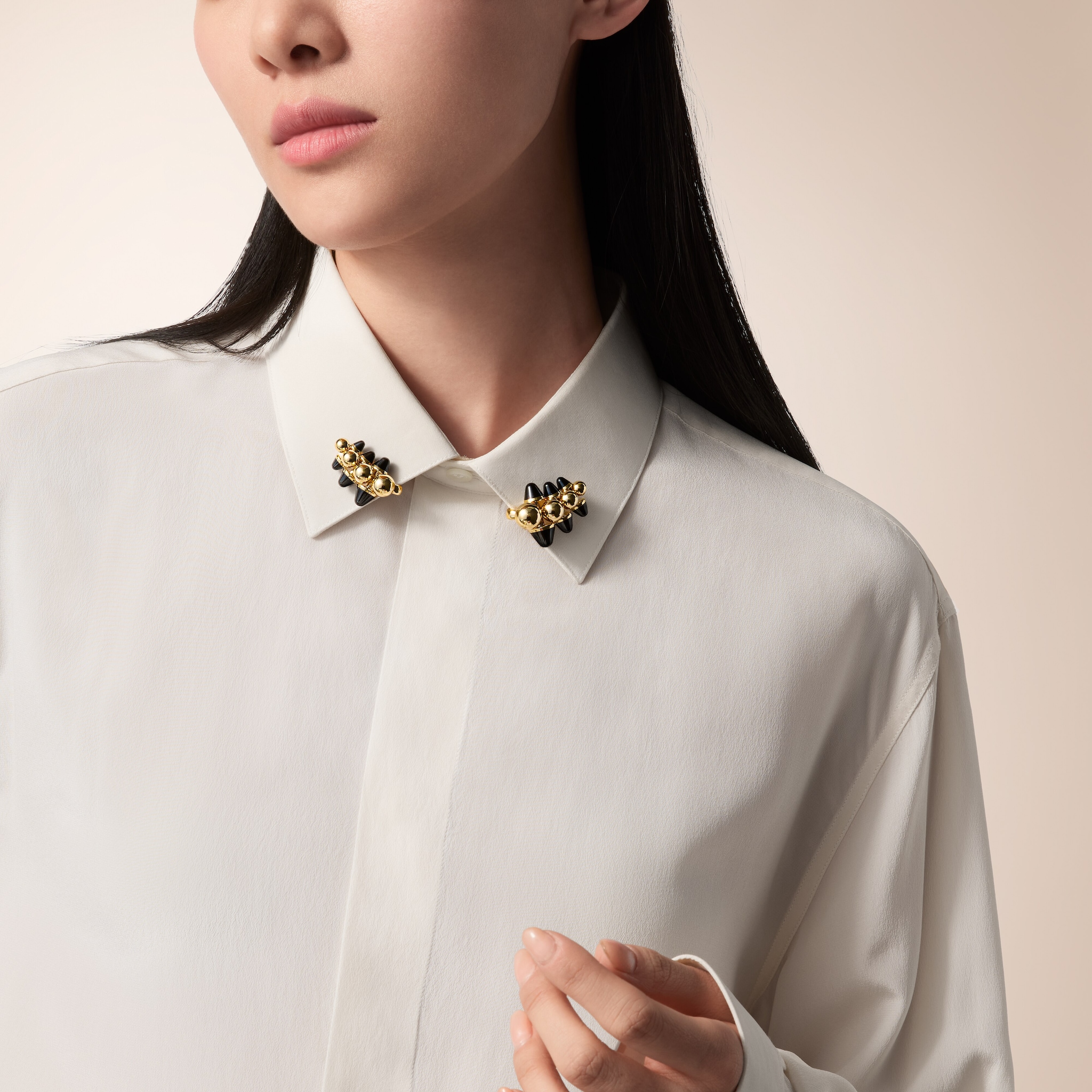 Clash de Cartier earrings, extra-large model, onyx, multiwear