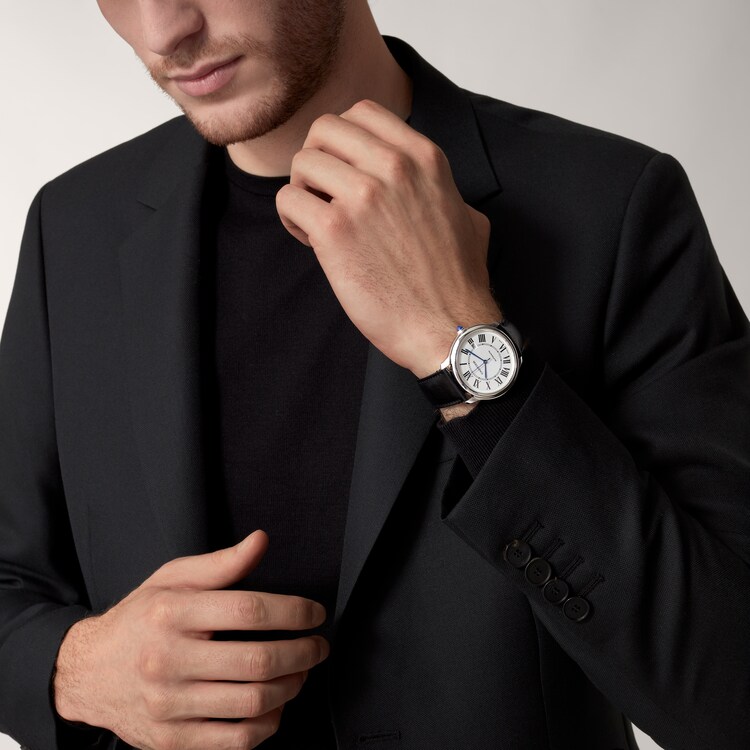 Ronde Must de Cartier saat