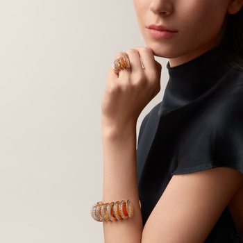 Cartier Libre Polymorph ring, chalcedony, diamonds Cartier Libre Polymorph ring, chalcedony, diamonds