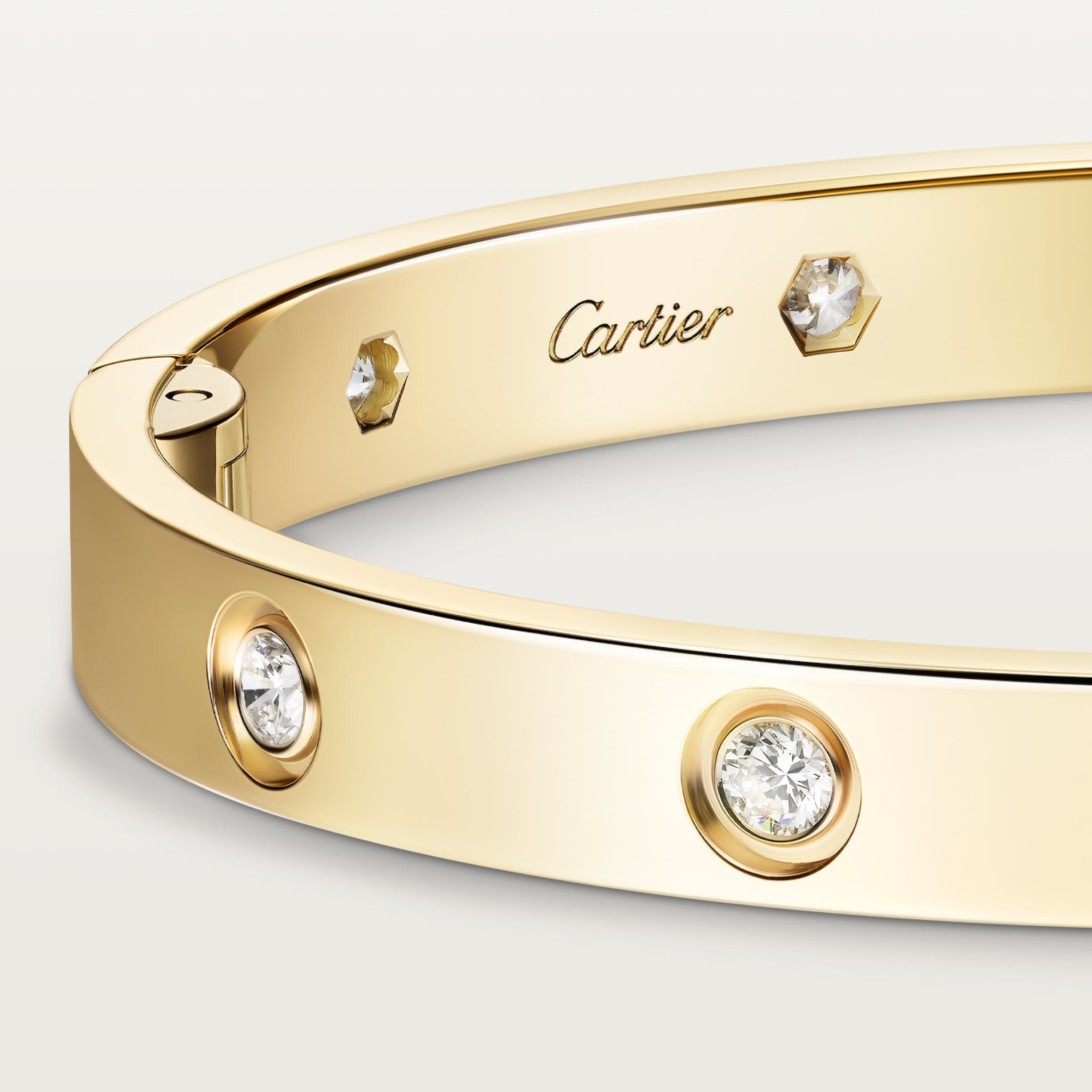 7 صورة ،سوار #LOVE#، موديل كلاسيكي، 10 ماسات، قفل يُغلق ببرغي