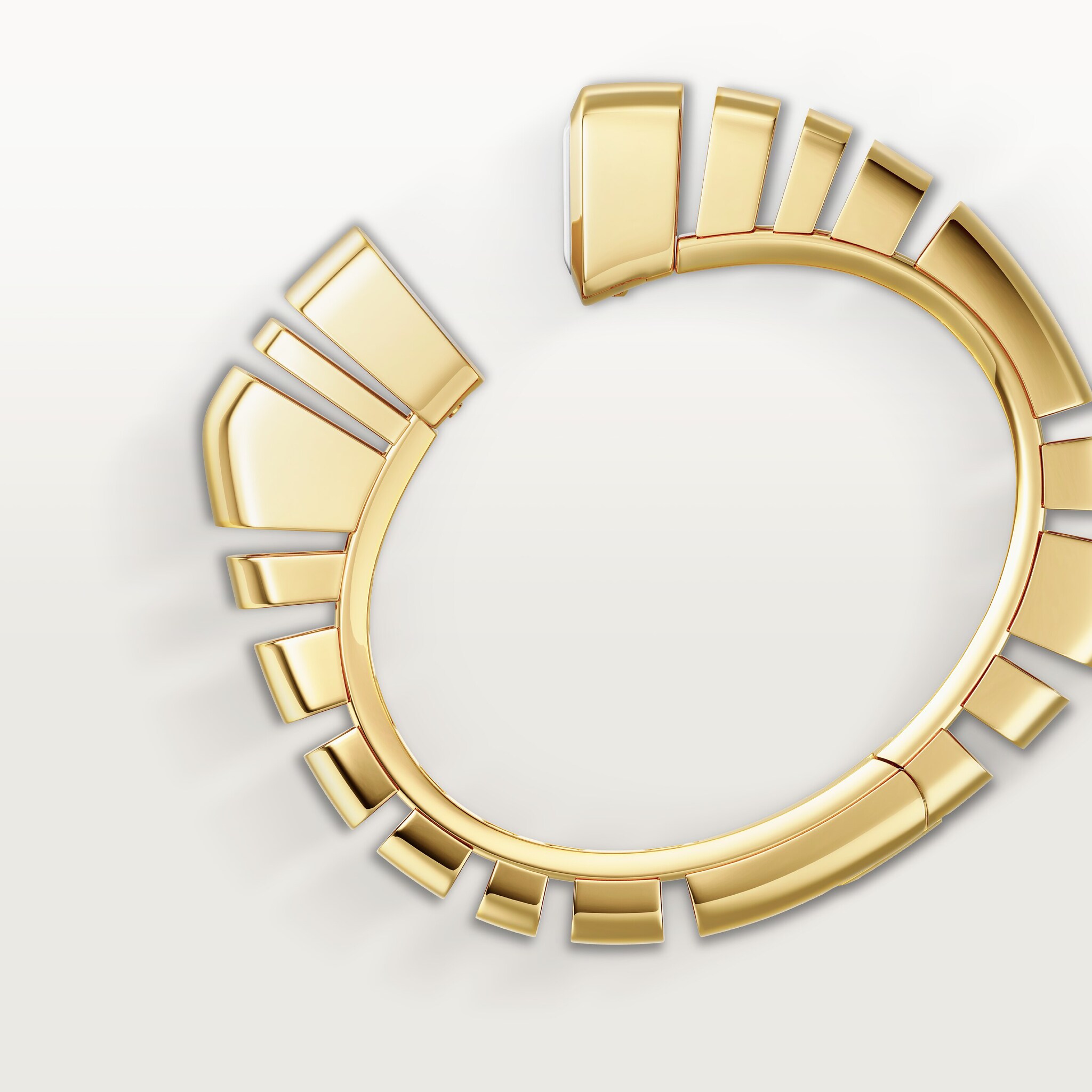 ساعة "رِفلِكسيون دو كارتييه" (المقاس 15)