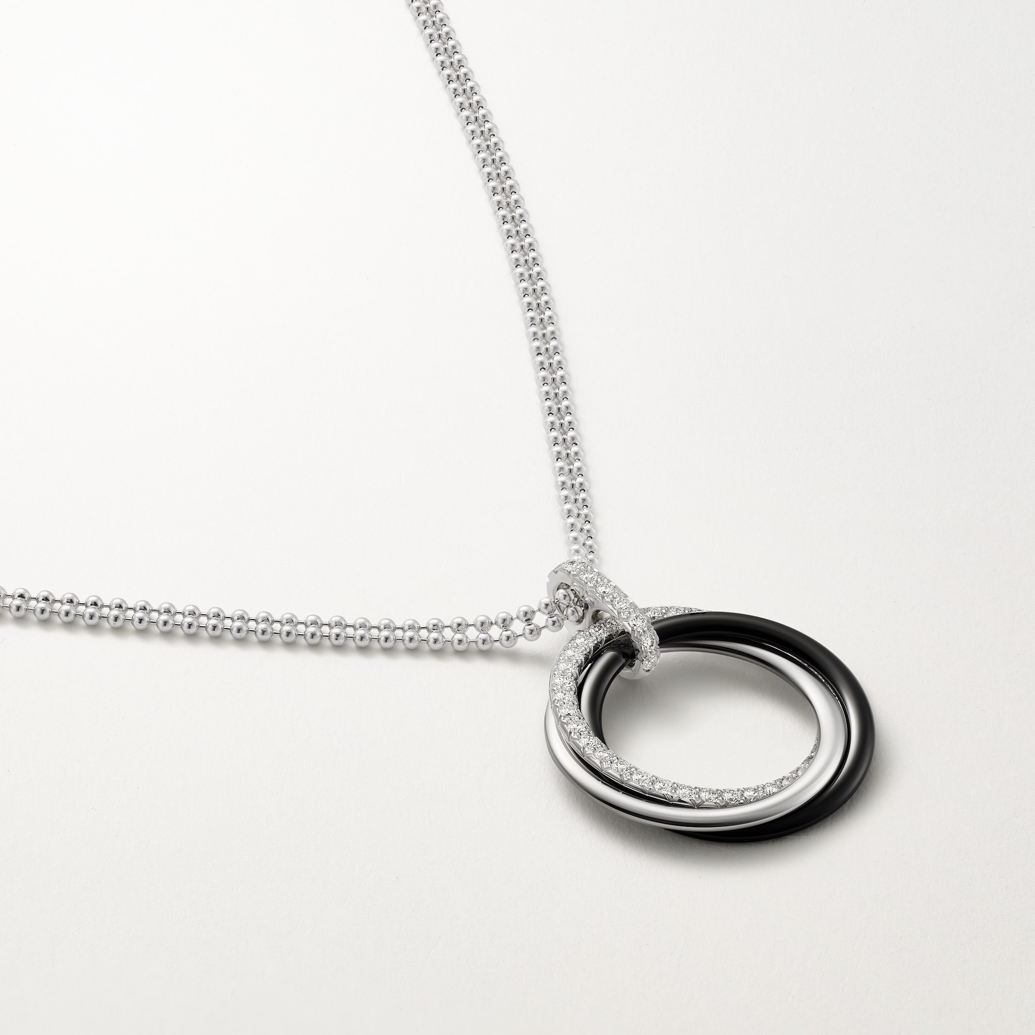 Trinity pendant, ceramic, diamonds