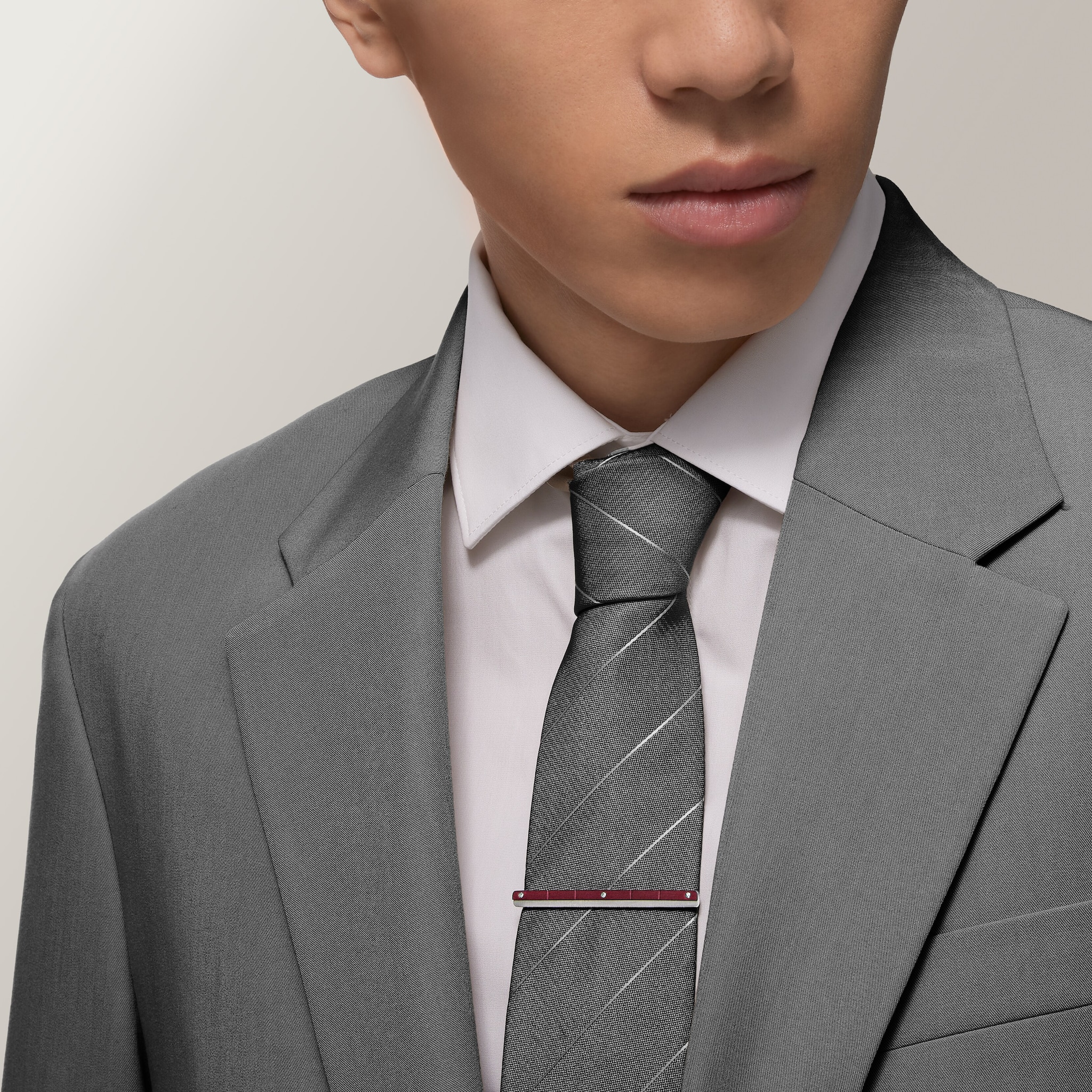 Santos de Cartier tie clip 