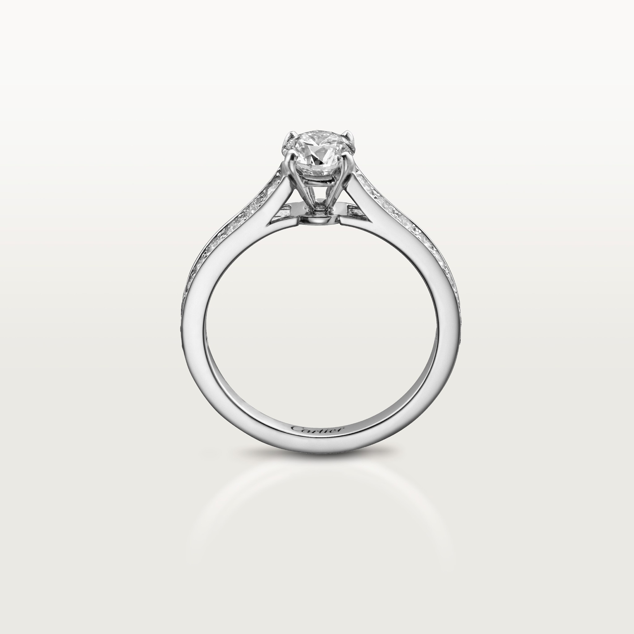 1895 solitaire, brilliant-cut diamond, paved 