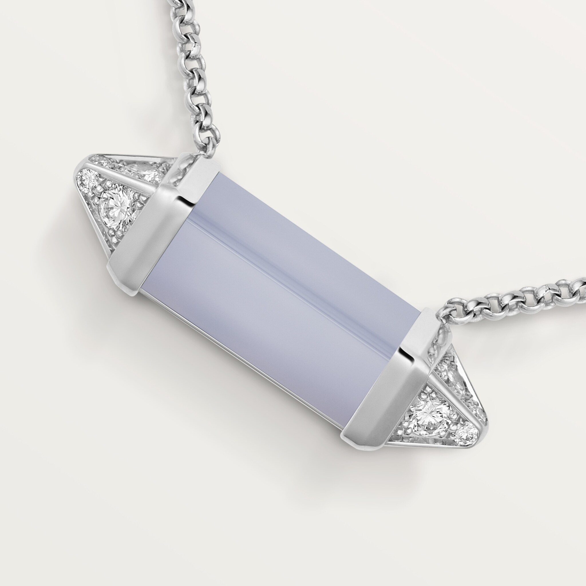 6 صورة ،قلادة من مجموعة "لي بيرلانغو دو كارتييه"