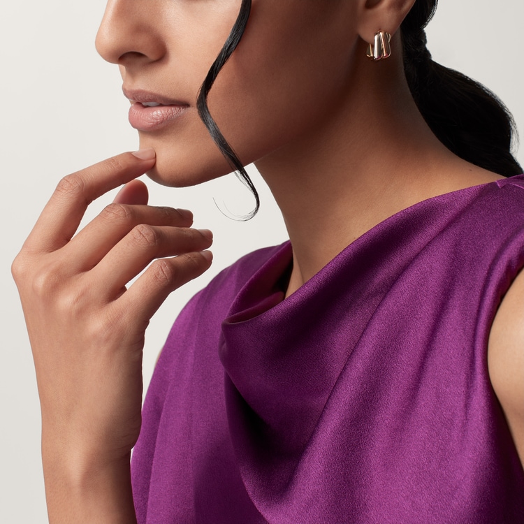 Trinity earrings, cushion-shaped