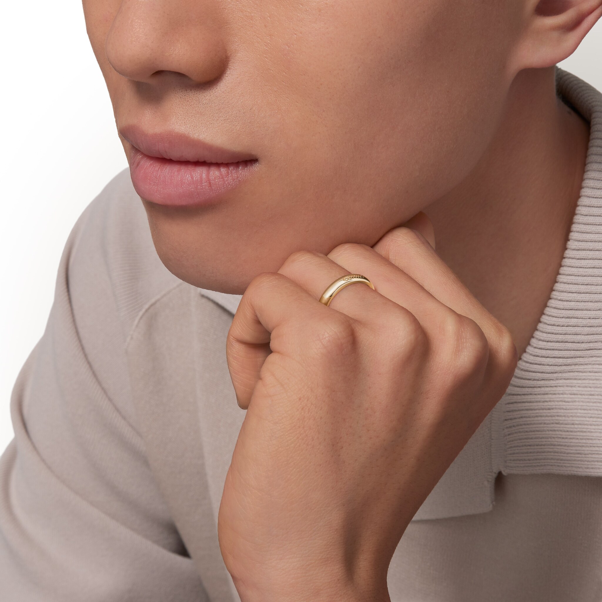 C de Cartier wedding band, 4 mm width