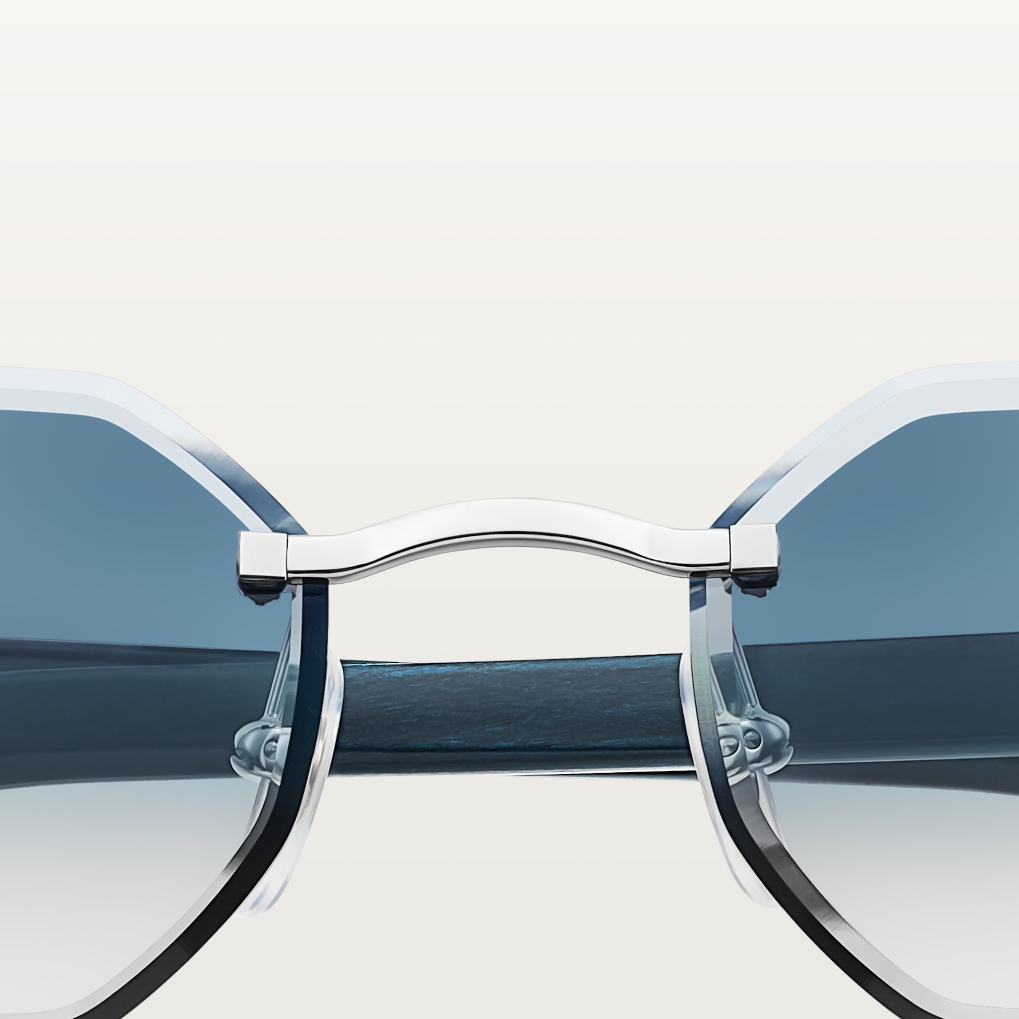 Sunglasses with Elongated C de Cartier motif