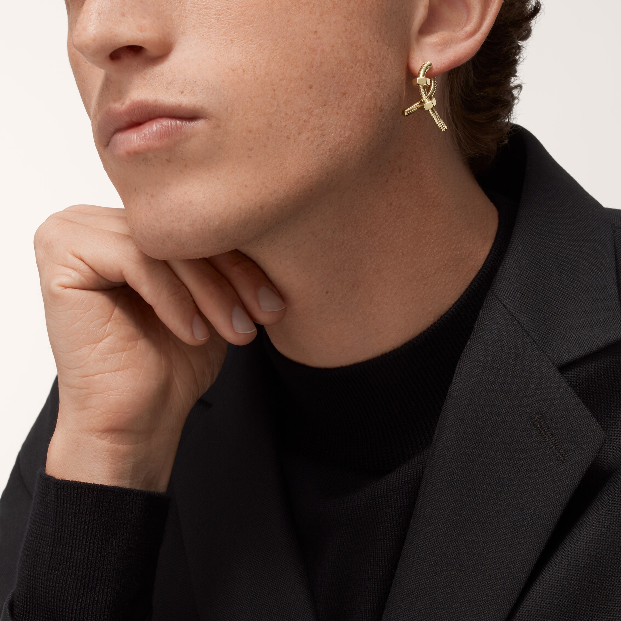 Ecrou de Cartier single left earring