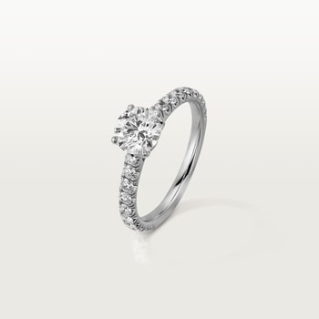 1895 solitaire, brilliant-cut diamond, paved  1895 solitaire, brilliant-cut diamond, paved