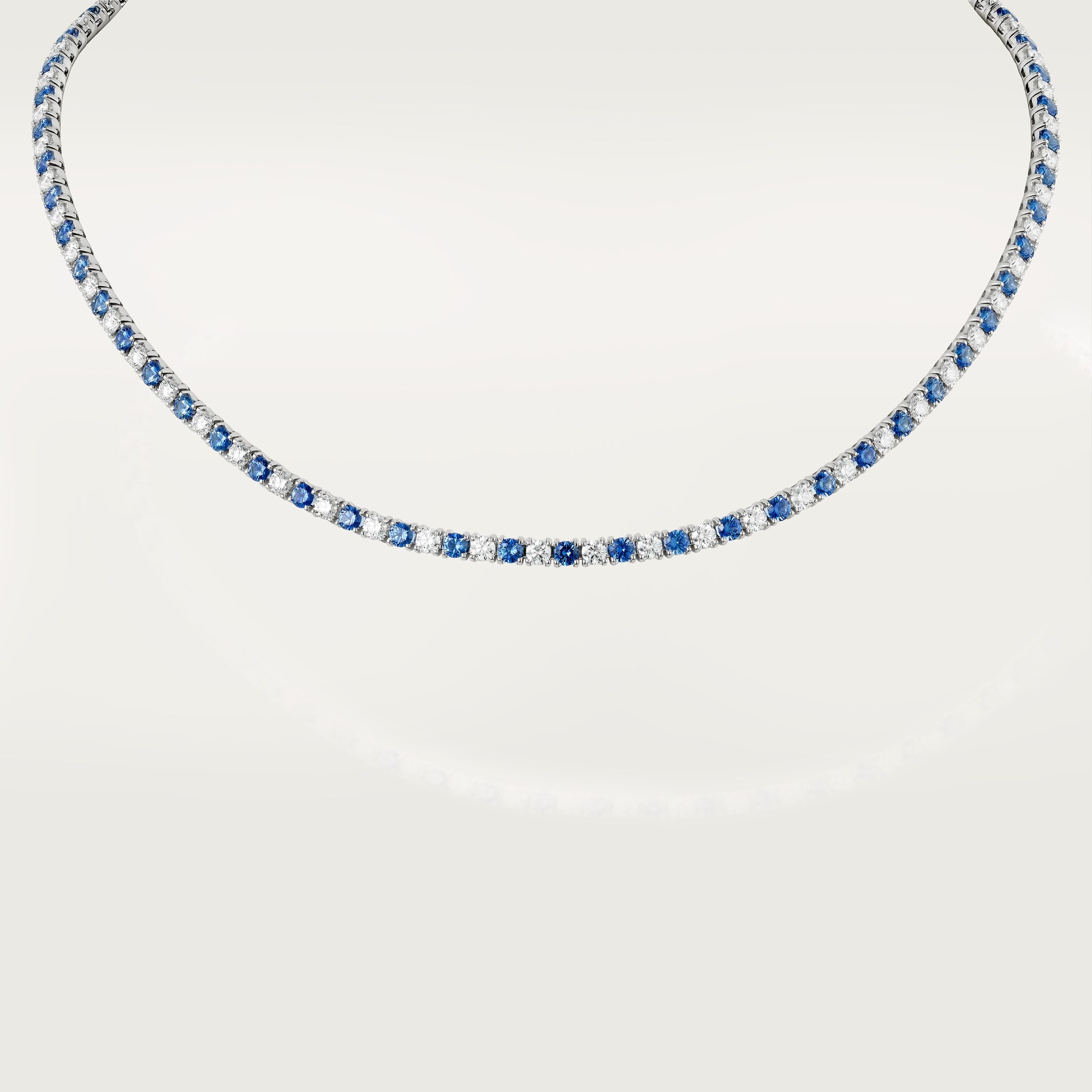 Essential Lines necklace