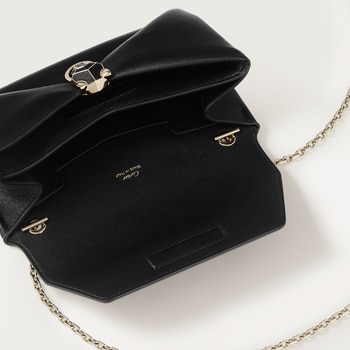 Chain pouch, Panthère Graphique de Cartier Chain pouch, Panthère Graphique de Cartier