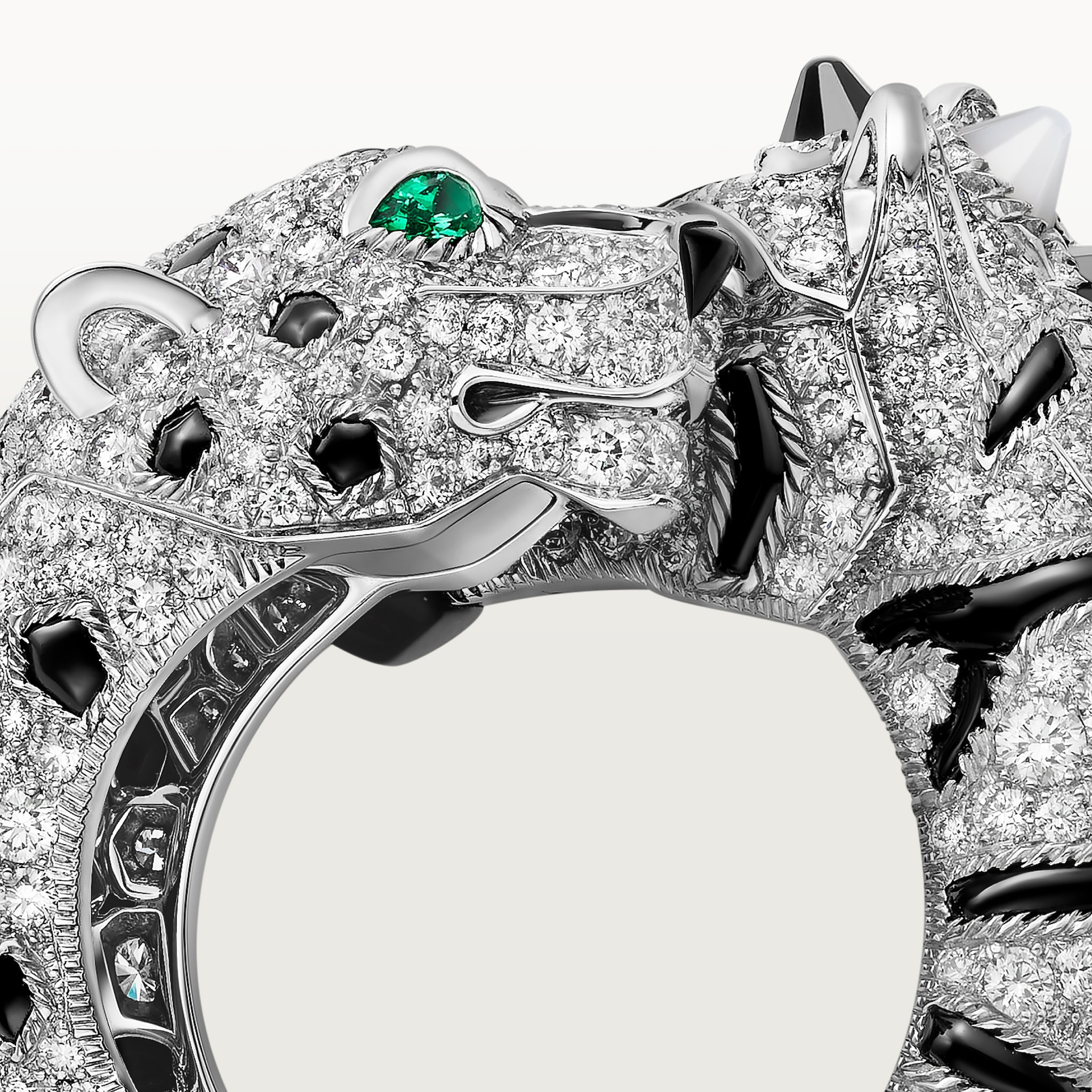 Indomptables de Cartier ring, paved