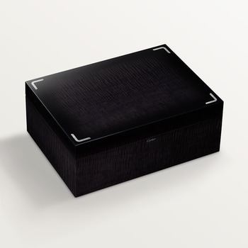 Santos de Cartier eight watch and cufflink box Santos de Cartier eight watch and cufflink box