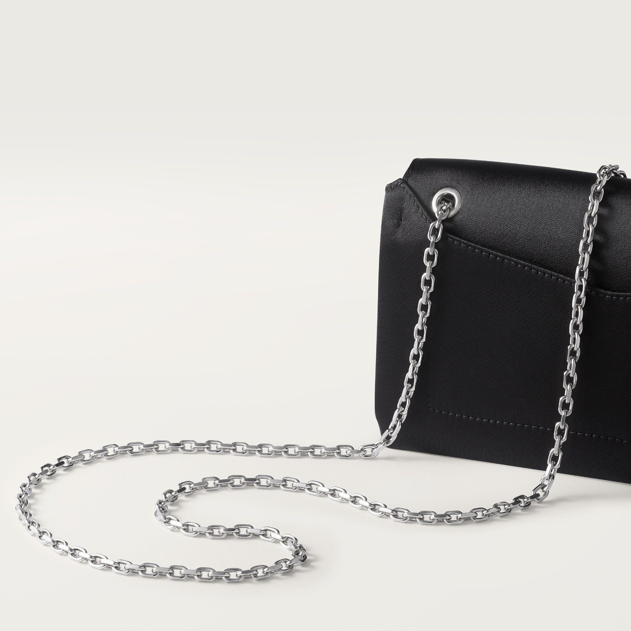 Pouch, Panth&egrave;re Graphique