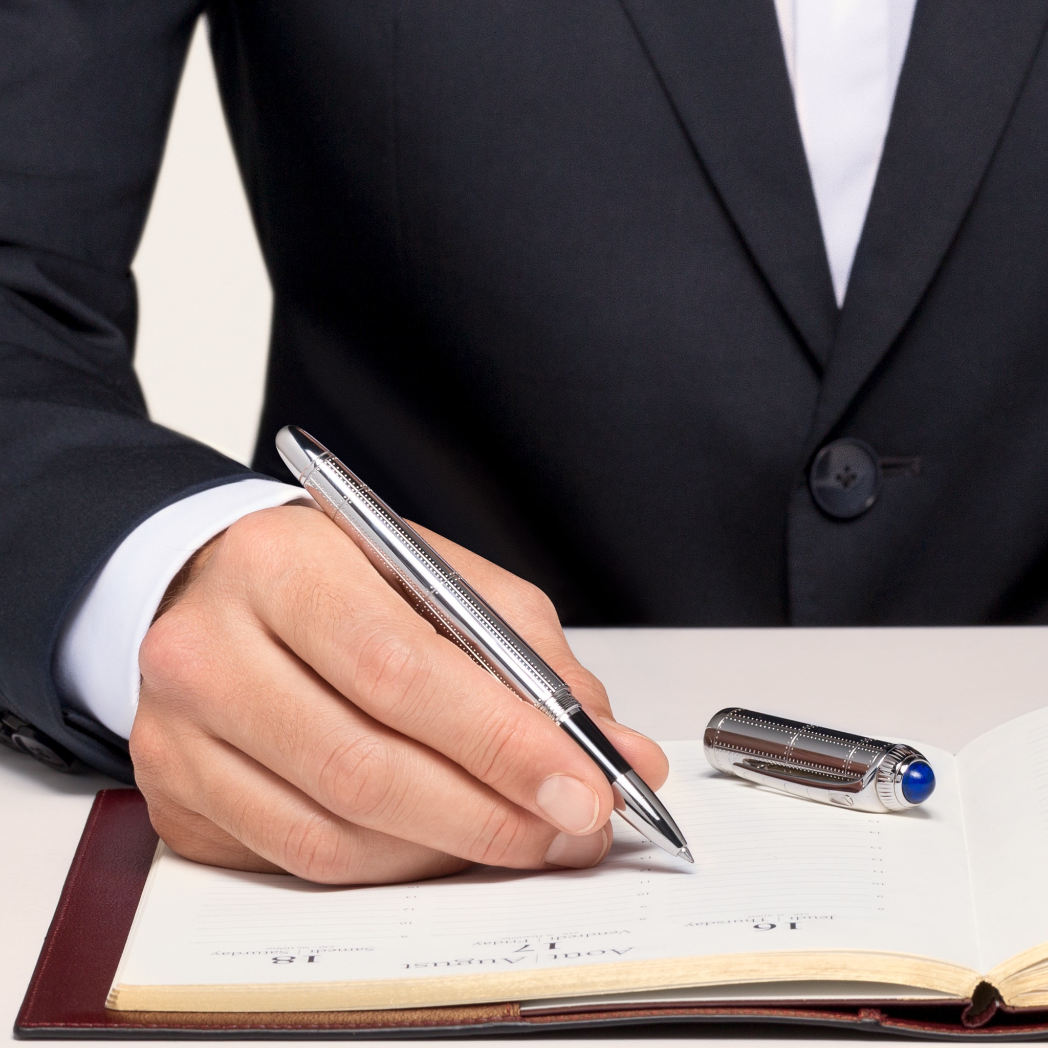 Stylo roller R de Cartier