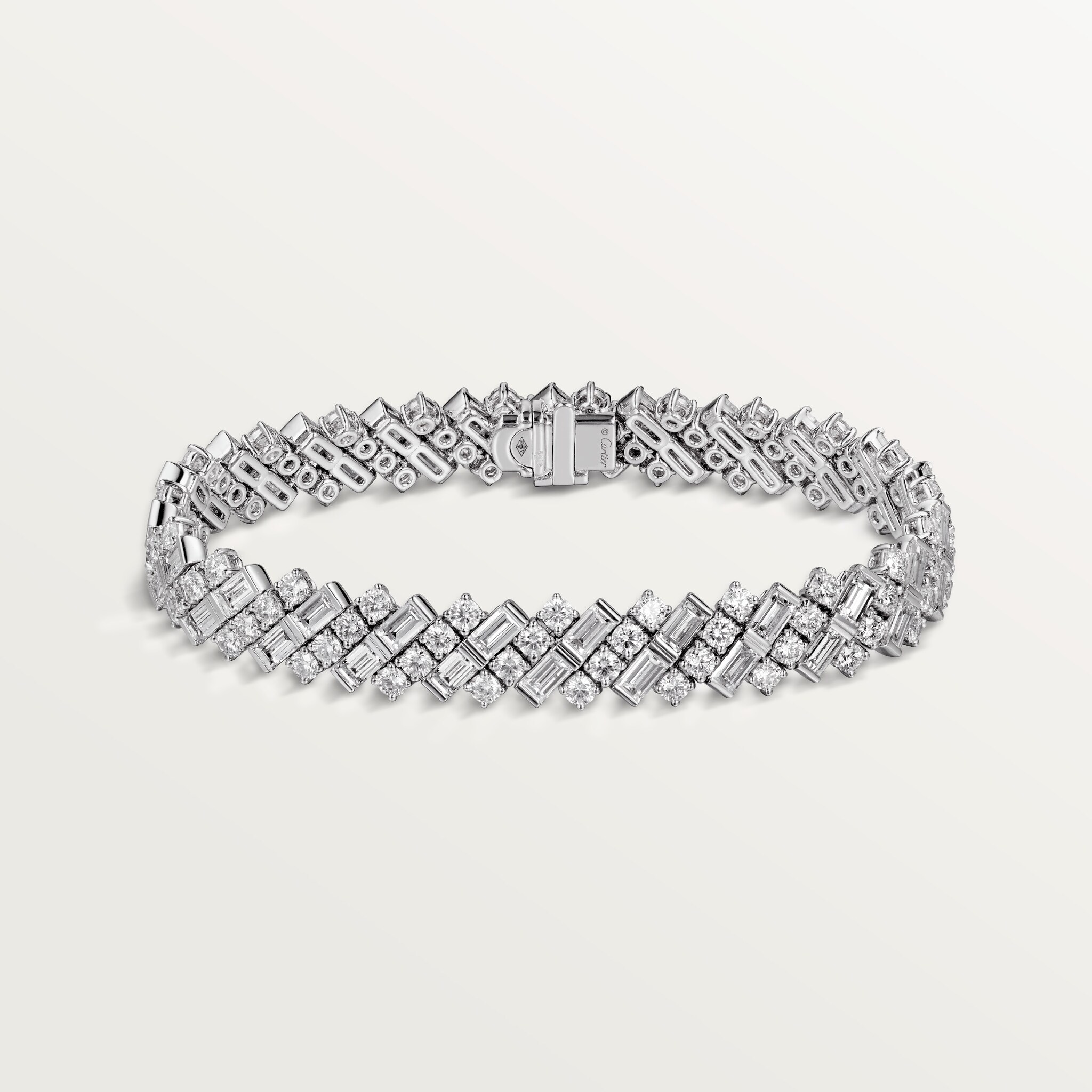 CRH6012717 Reflection de Cartier bracelet White gold, diamonds