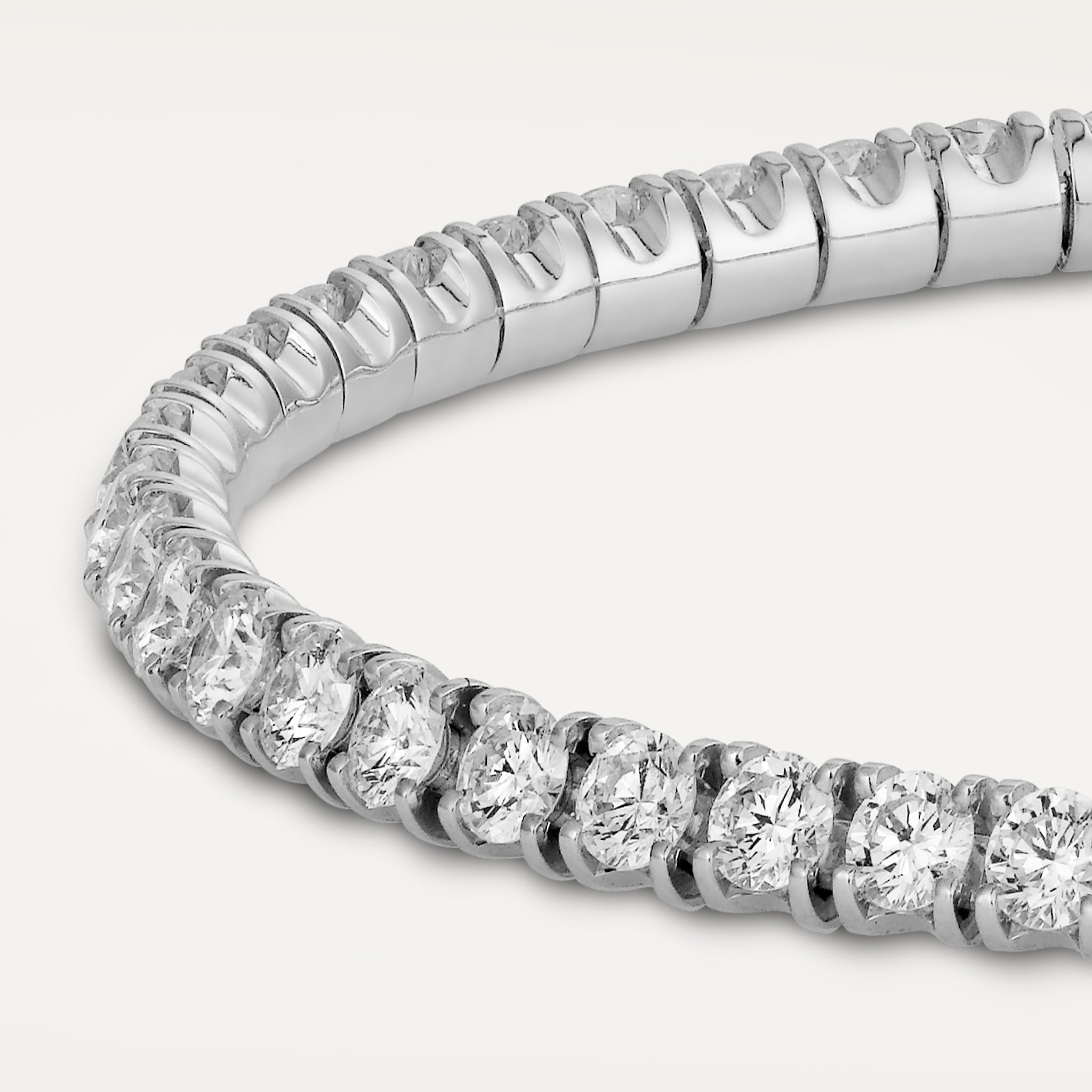 Lignes Essentielles bracelet, brilliant-cut diamonds, image 5