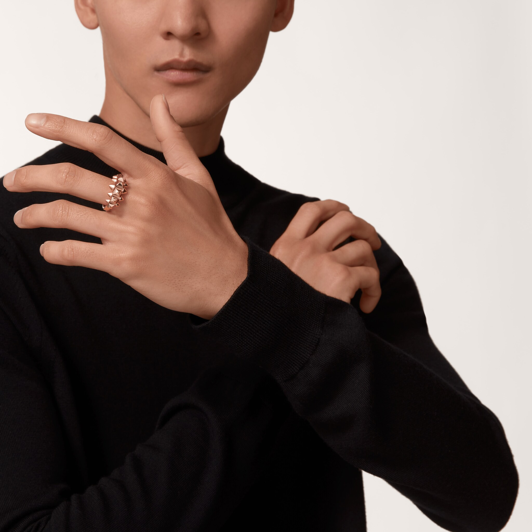 CRB4235300 Clash de Cartier ring Rose gold Cartier