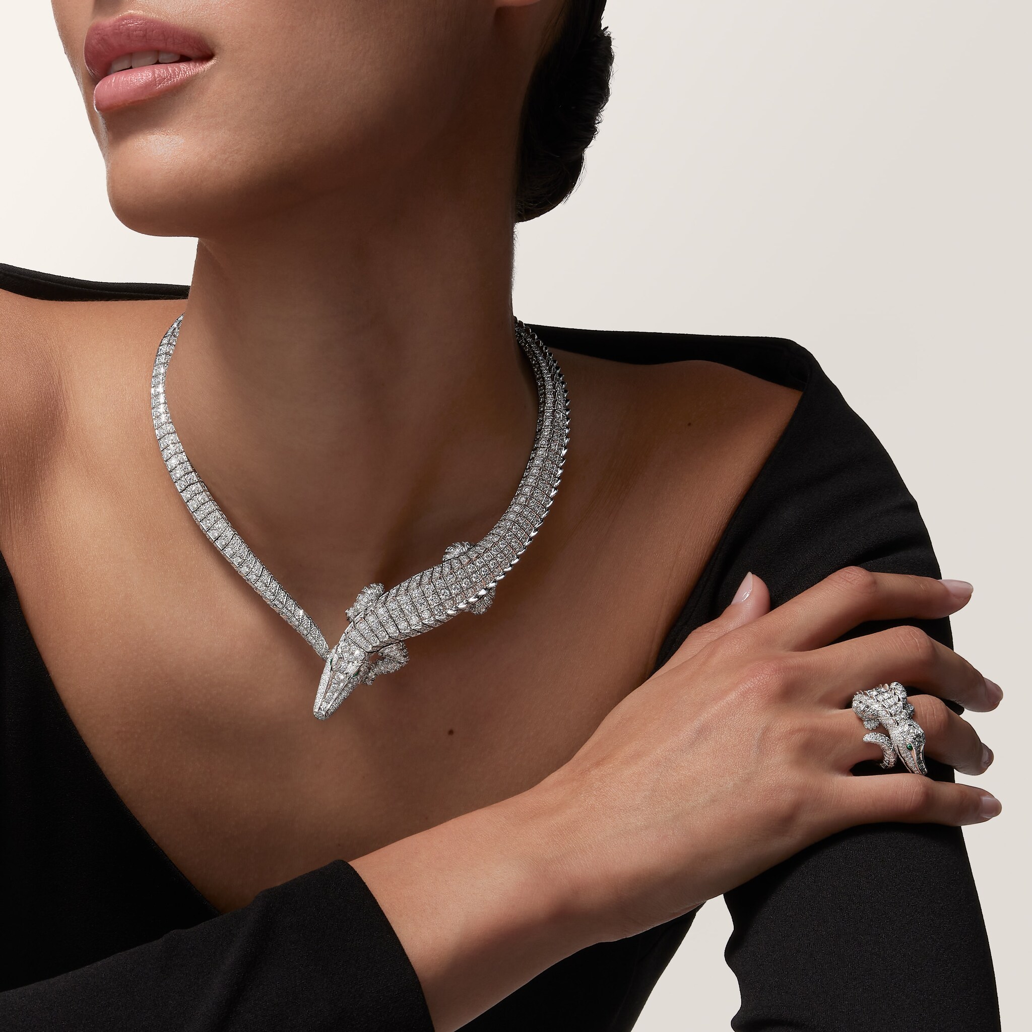 Faune et Flore de Cartier ring, paved