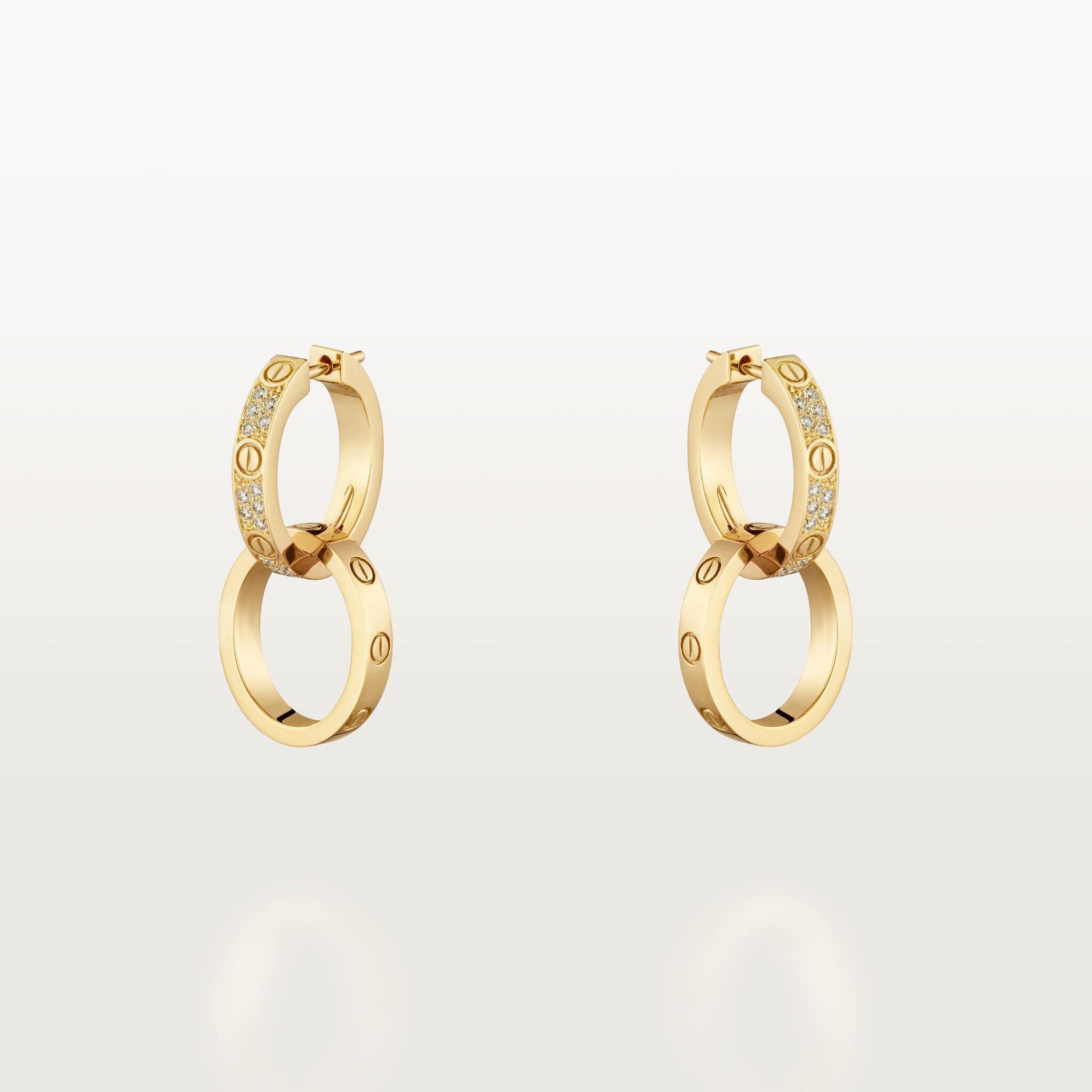 LOVE SINGLE HOOP EARRING イエローゴールドカルティエ Cartier Love hoop earrings in 18k yellow gold single diamond