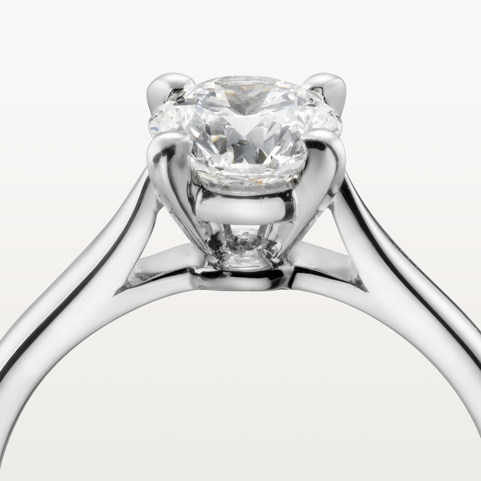 1895 solitaire, brilliant-cut diamond