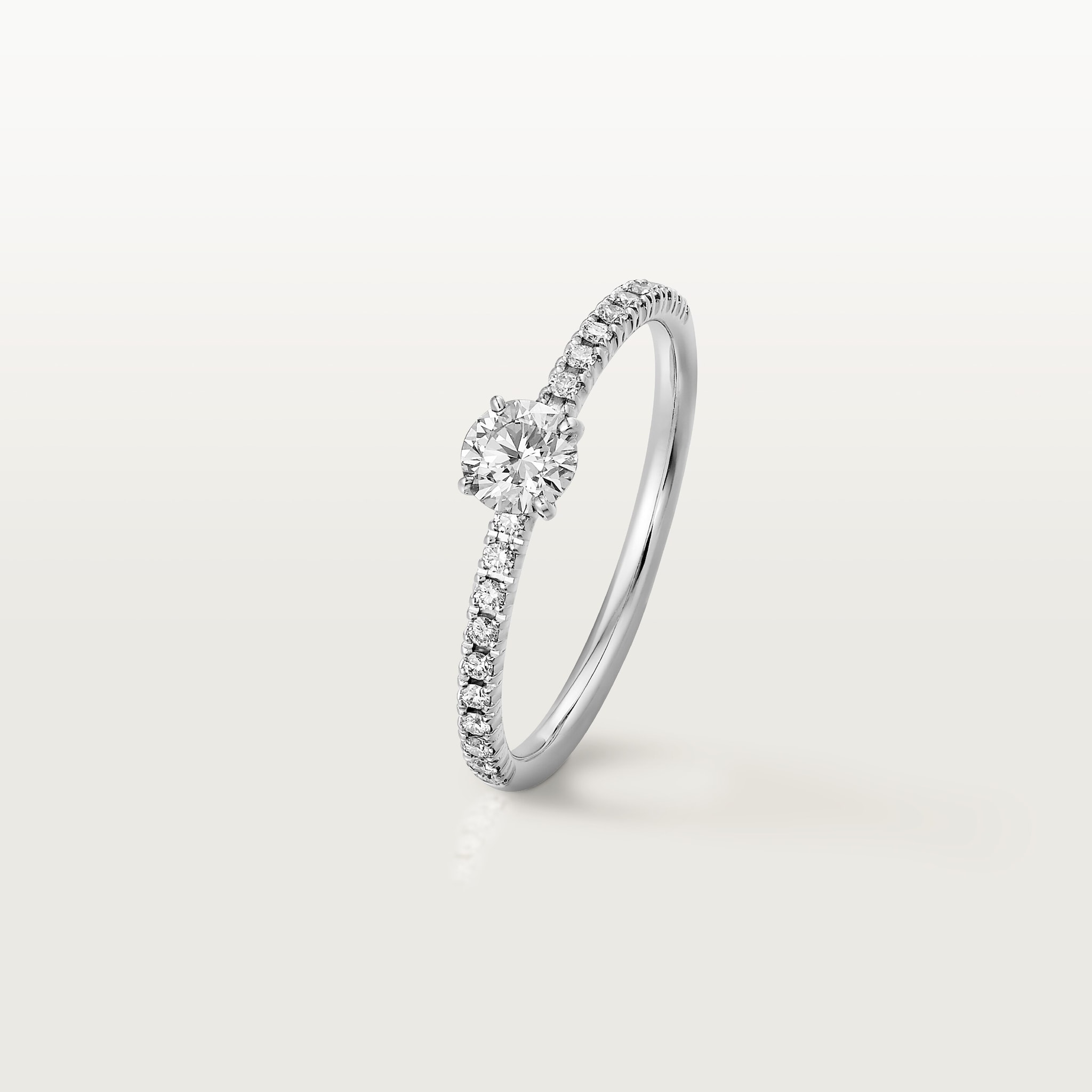 Etincelle de Cartier solitaire, brilliant-cut diamond, paved 