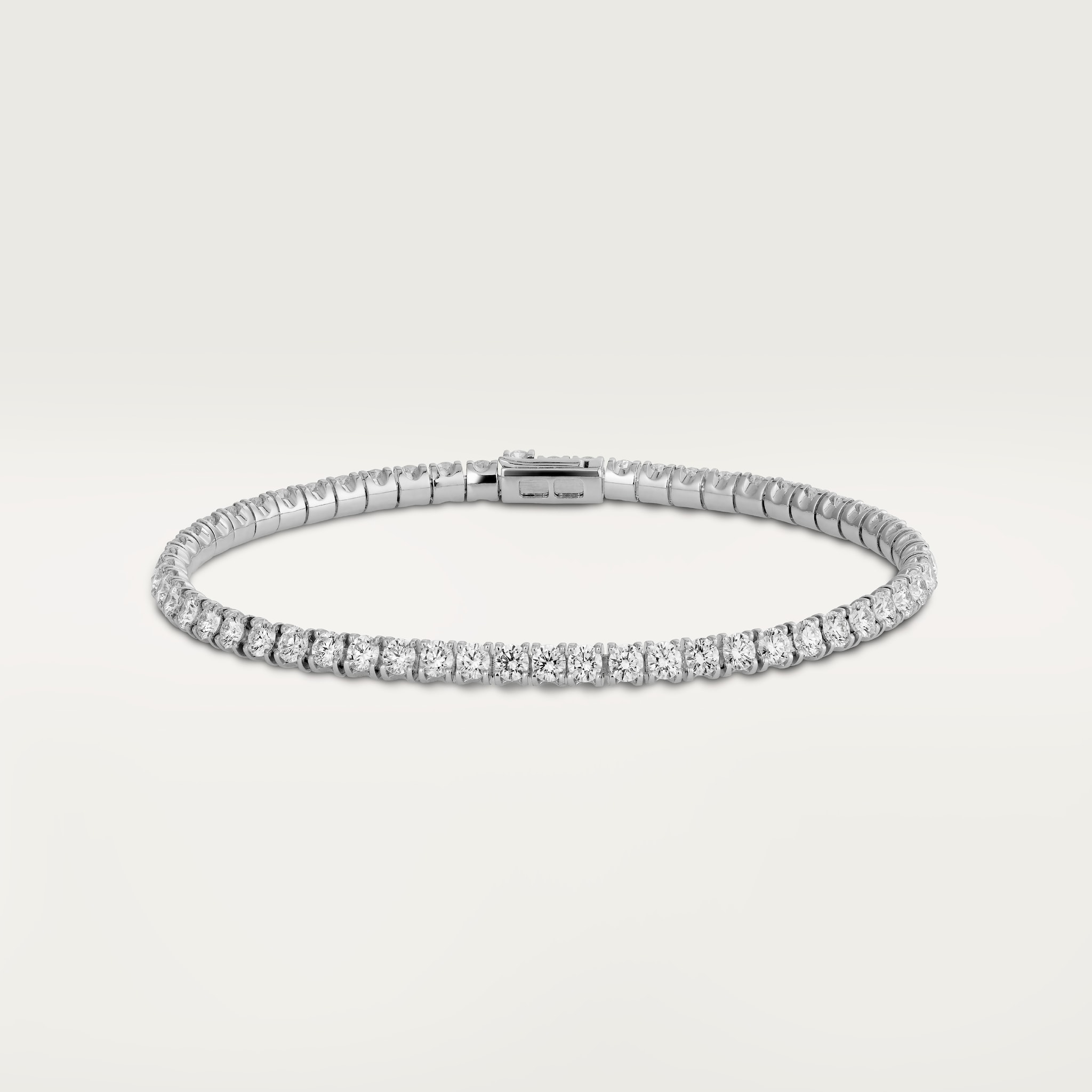 Lignes Essentielles bracelet, brilliant-cut diamonds