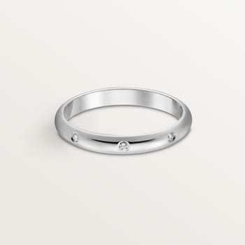 1895 wedding band, 2.6 mm width, 3 diamonds 1895 wedding band, 2.6 mm width, 3 diamonds