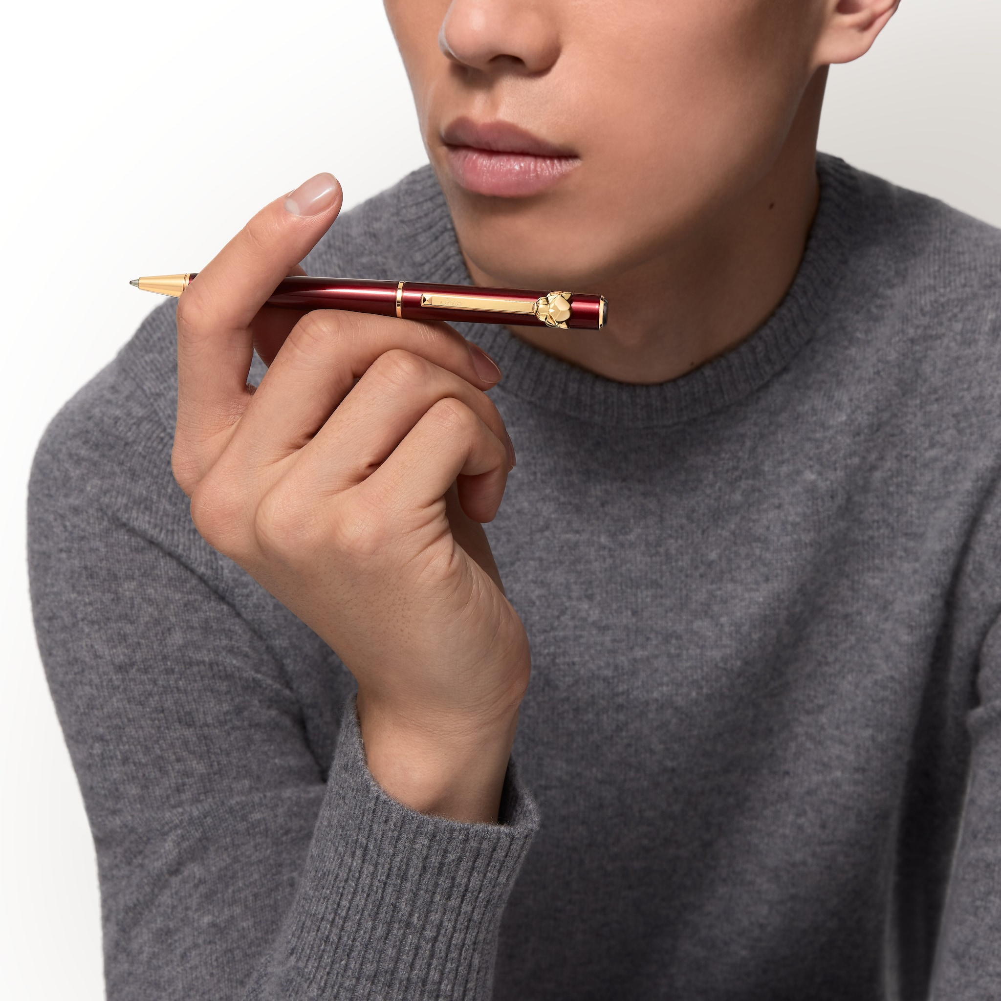 Stylo bille Panth&egrave;re de Cartier