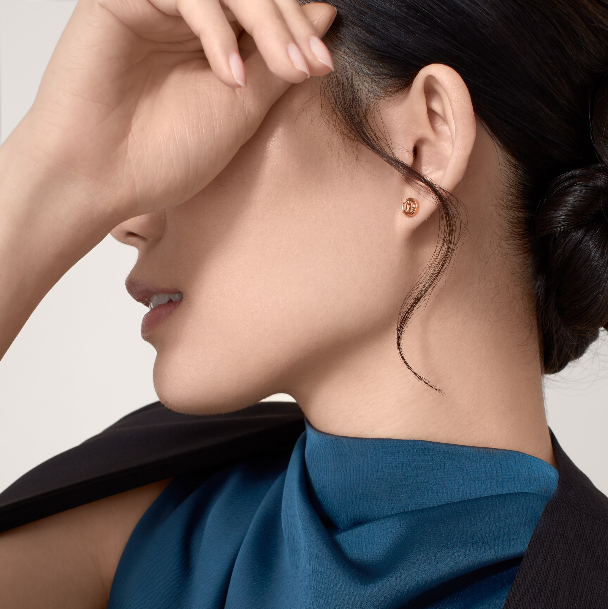 【正規】Love stud earrings LOVE ピンクゴールド ピアス CRB8301254 - LOVE earrings - Rose gold - Cartier