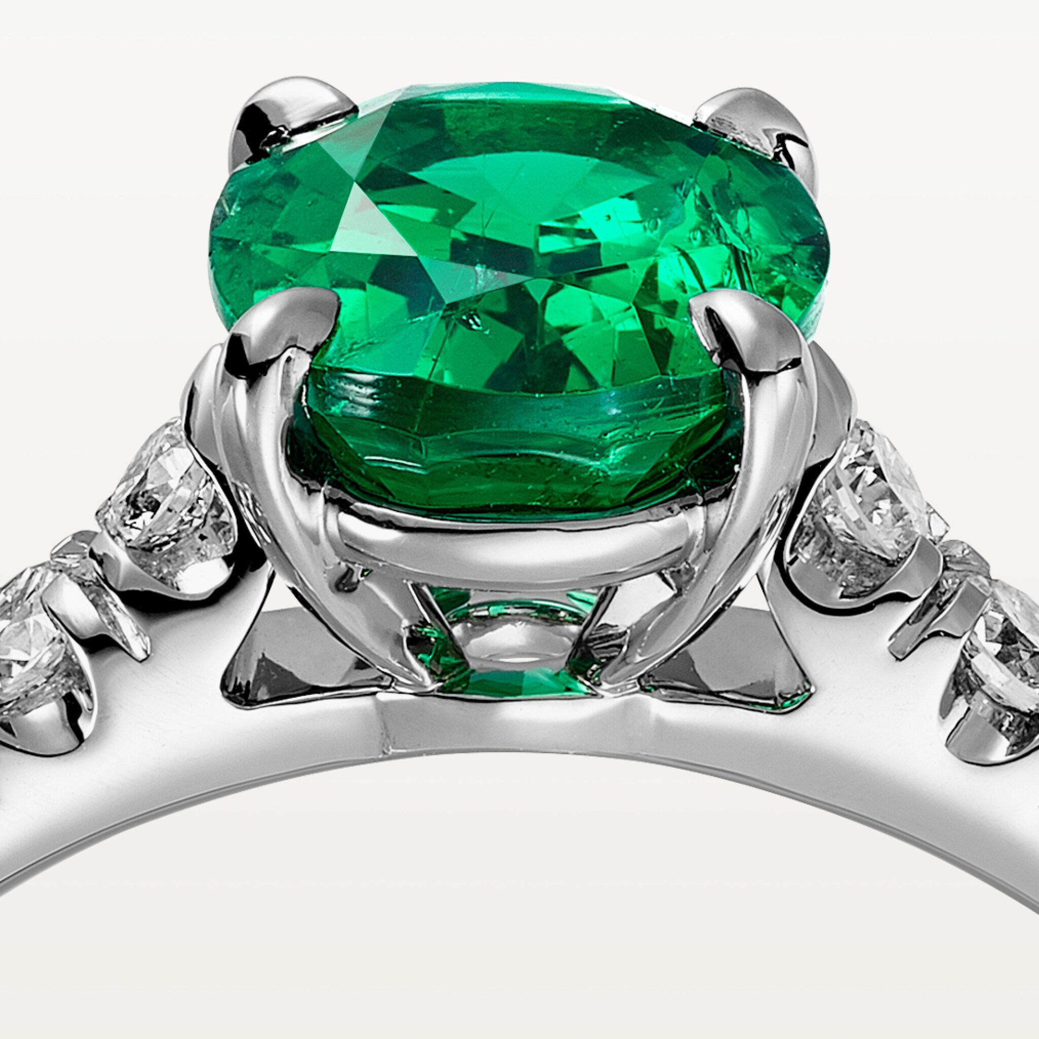 1895 solitaire, oval-cut emerald, paved , image 5