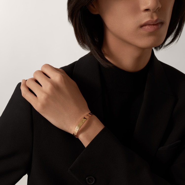 Crb Love Bracelet Yellow Gold Cartier Crb Love Bracelet Yellow Gold Cartier