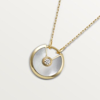 Cartier amulette pendant Clearance