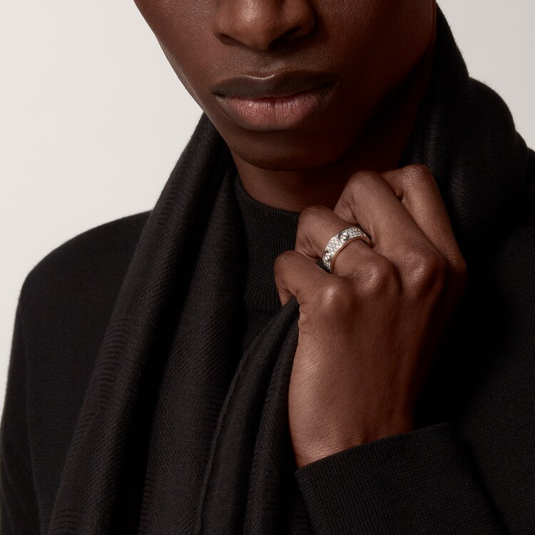 Cartier ring with engagement ring deals